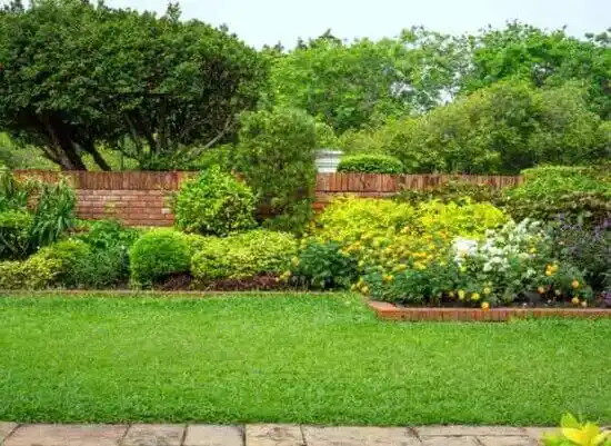 landscaping services Laurel Park